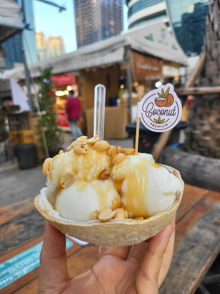 방콕 코코넛 아이스크림