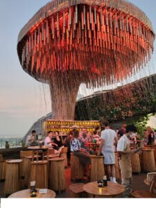 티츄카 루프탑바