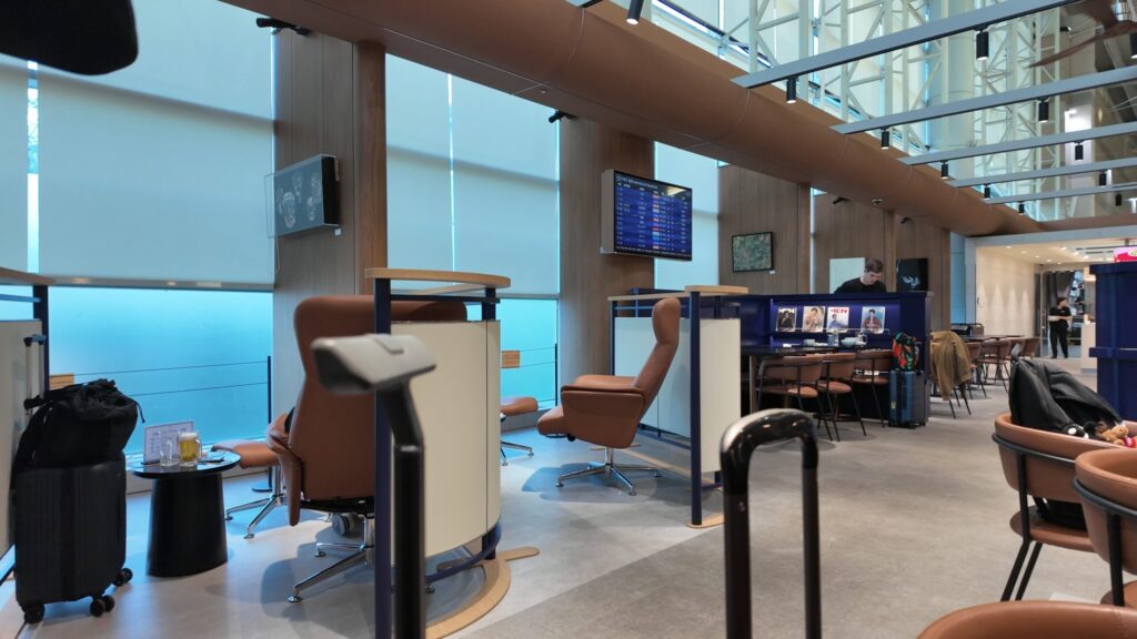 김해공항 스카이허브 라운지