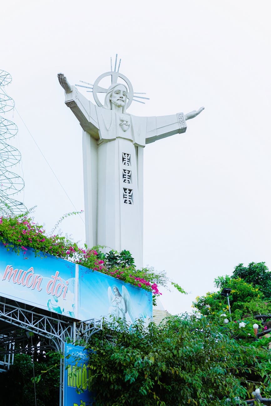 statue of christ the king in vung tau