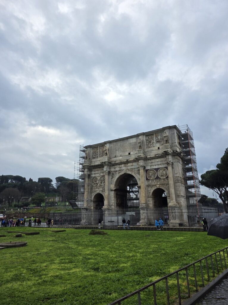 콘스탄티누스 개선문